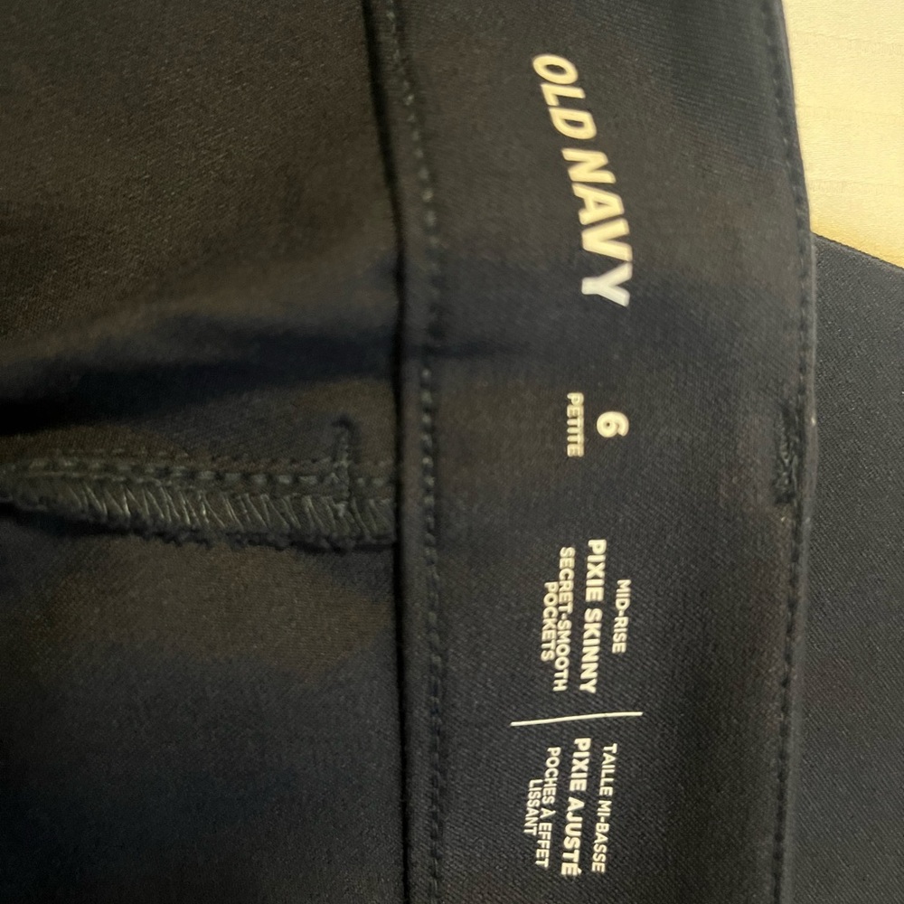 2 pairs old navy skinny dress pants for petite ladies.